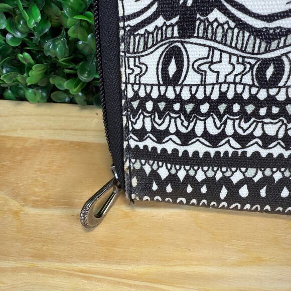 Sakroots Womens Billfold Wallet Zip Close Black Beige Organizer - Picture 10 of 10